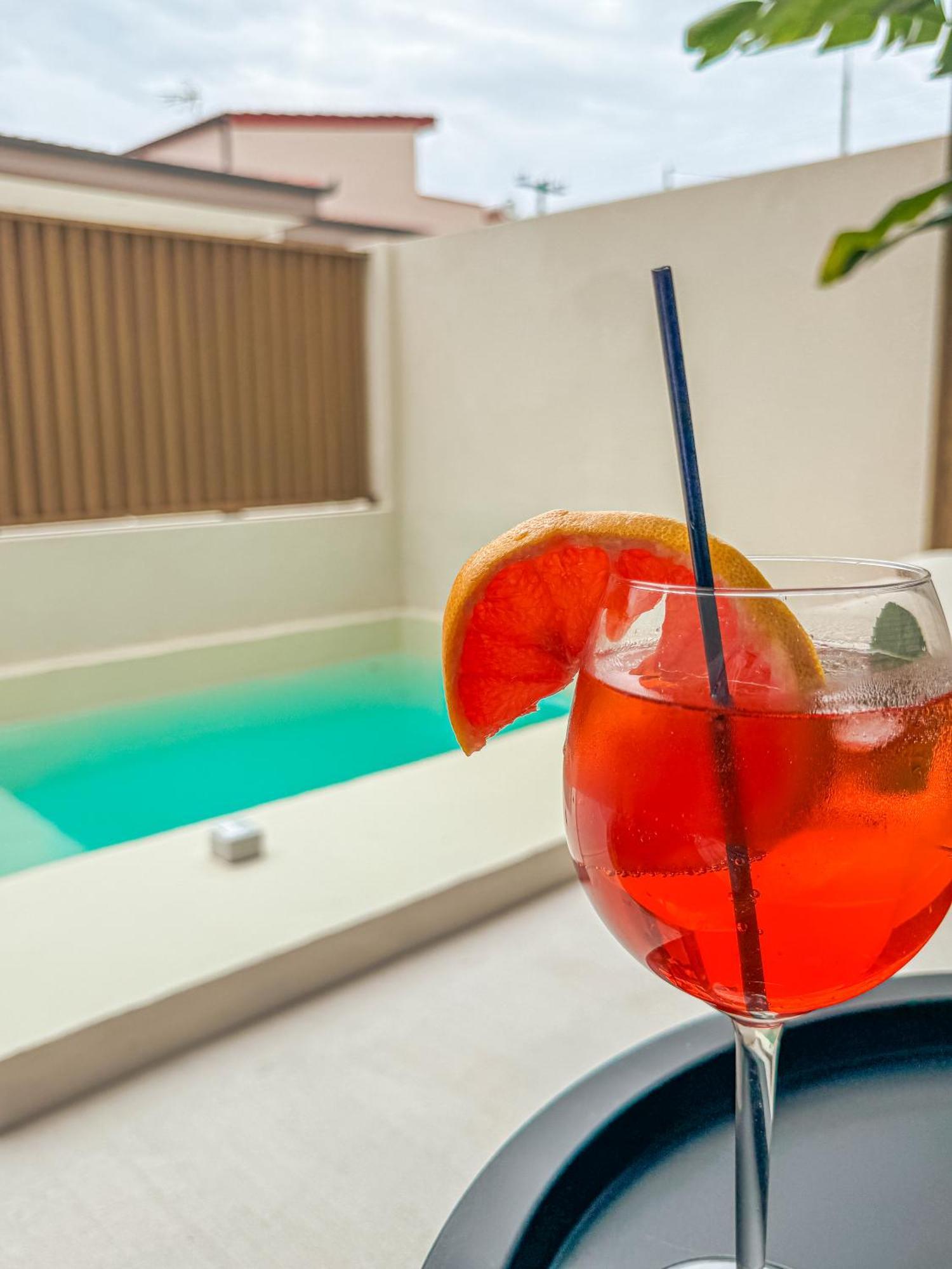 Vrasná Adorno Private Suites Only Adults & Kids 12 Plus מראה חיצוני תמונה